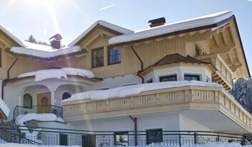 Chalet Schladming an einem sonnigen Wintertag