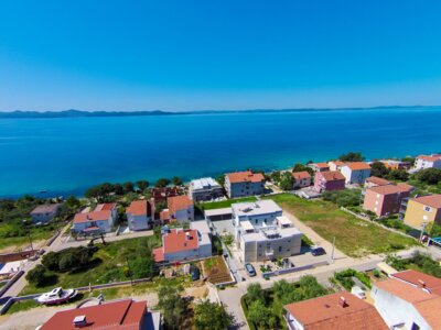 Blick auf die Ferienappartements Sun Adria in Kroatien von Oben